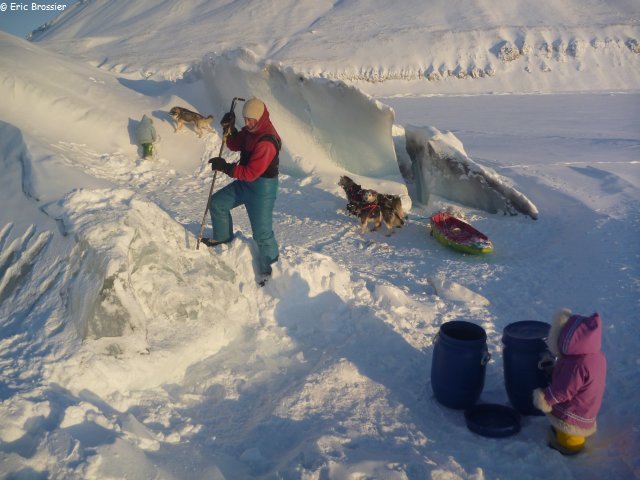 243 Collecte glace en famille